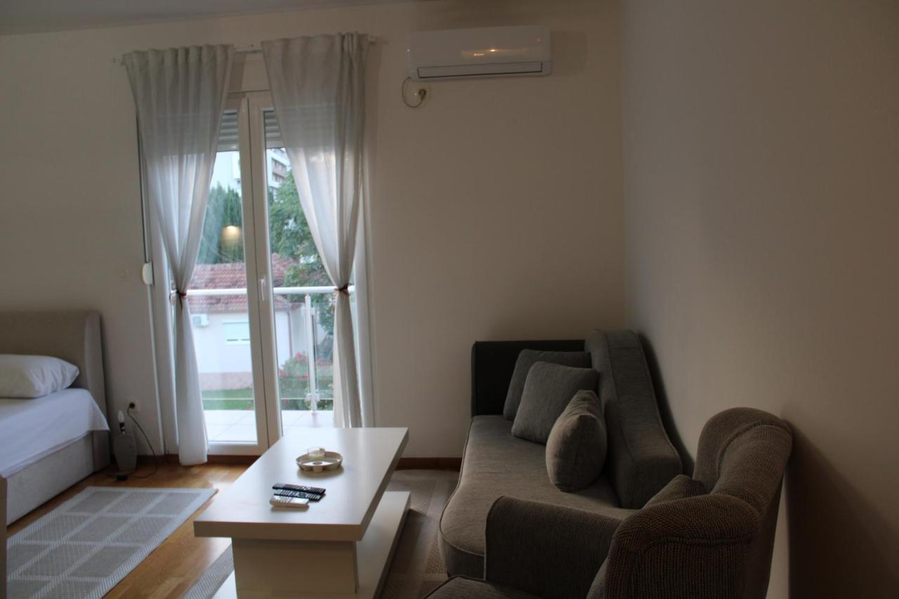 Delta Studio Apartman Подгориця Екстер'єр фото